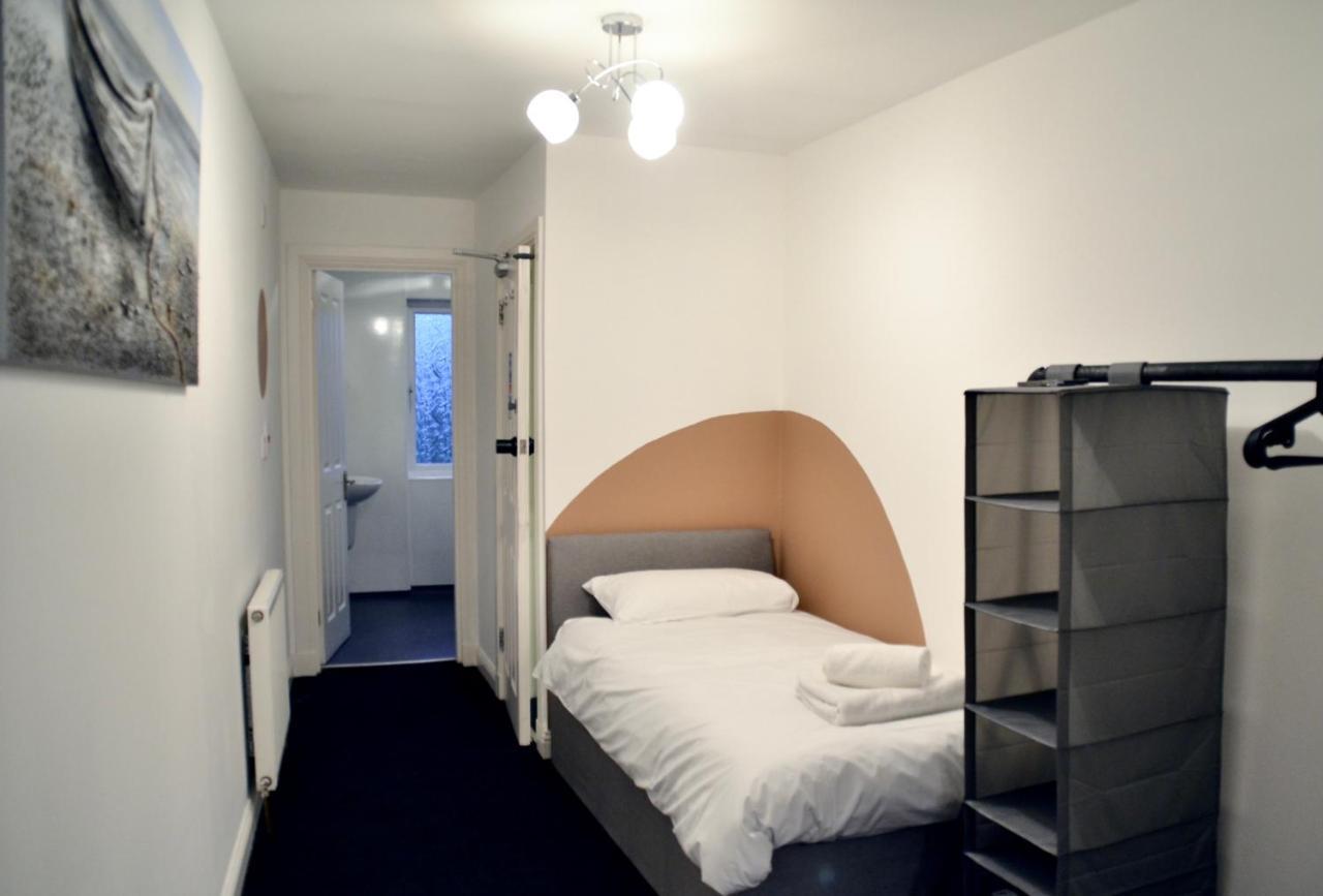Roost Hill - Free Parking Zone Hotel EDI Eksteriør billede